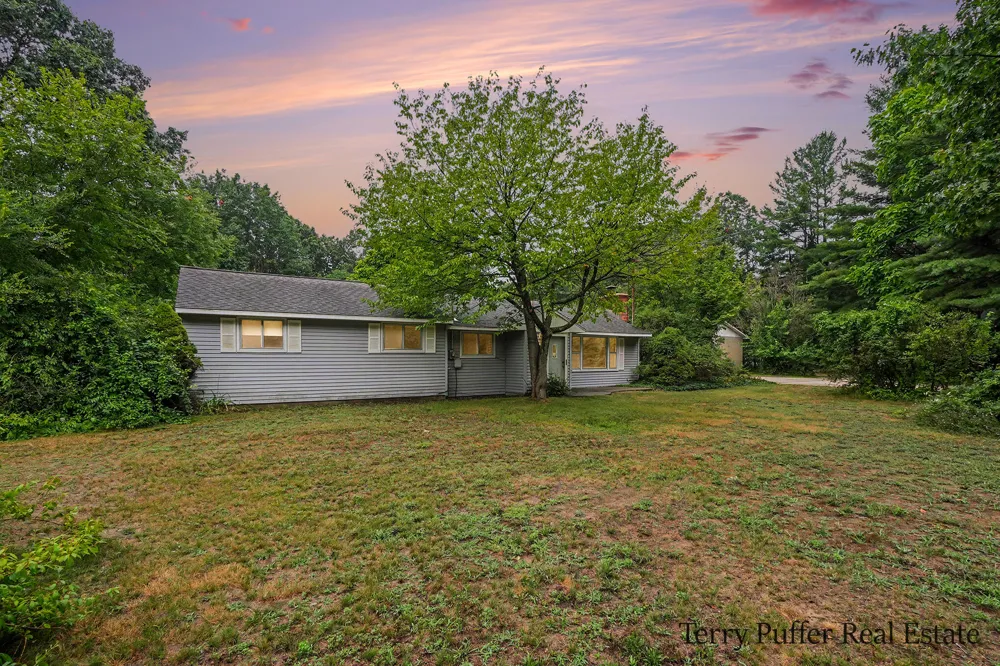 2325 Judson Road Spring Lake, MI 49456