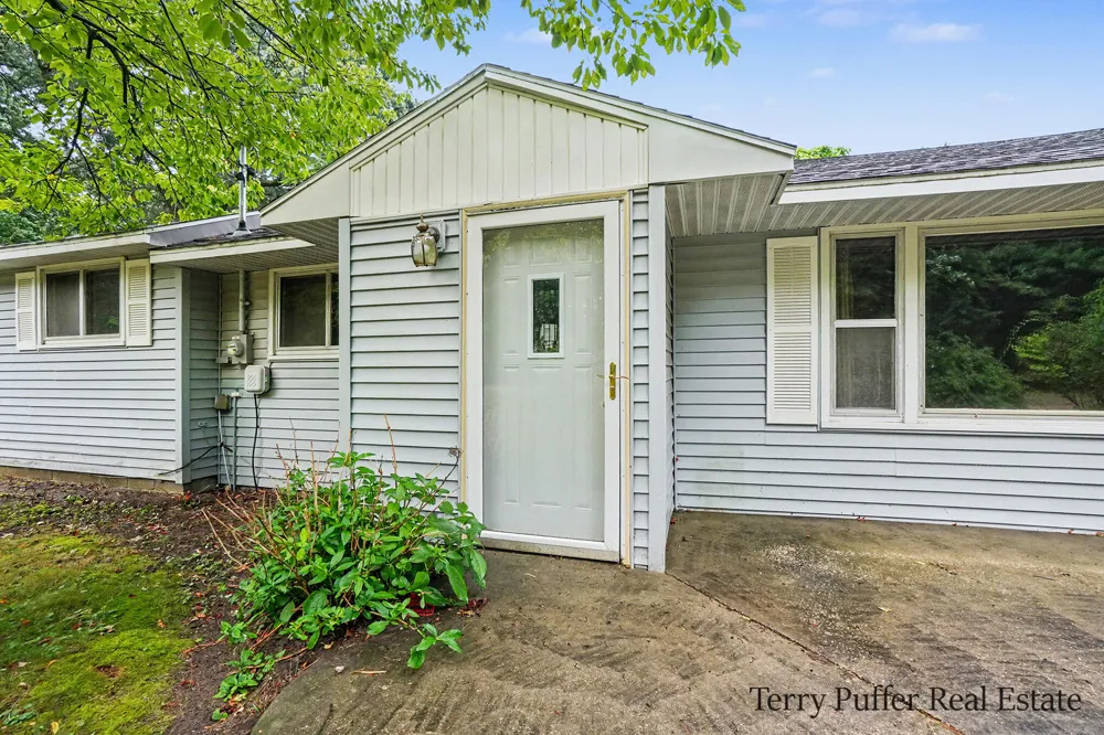 2325 Judson Road Spring Lake, MI 49456