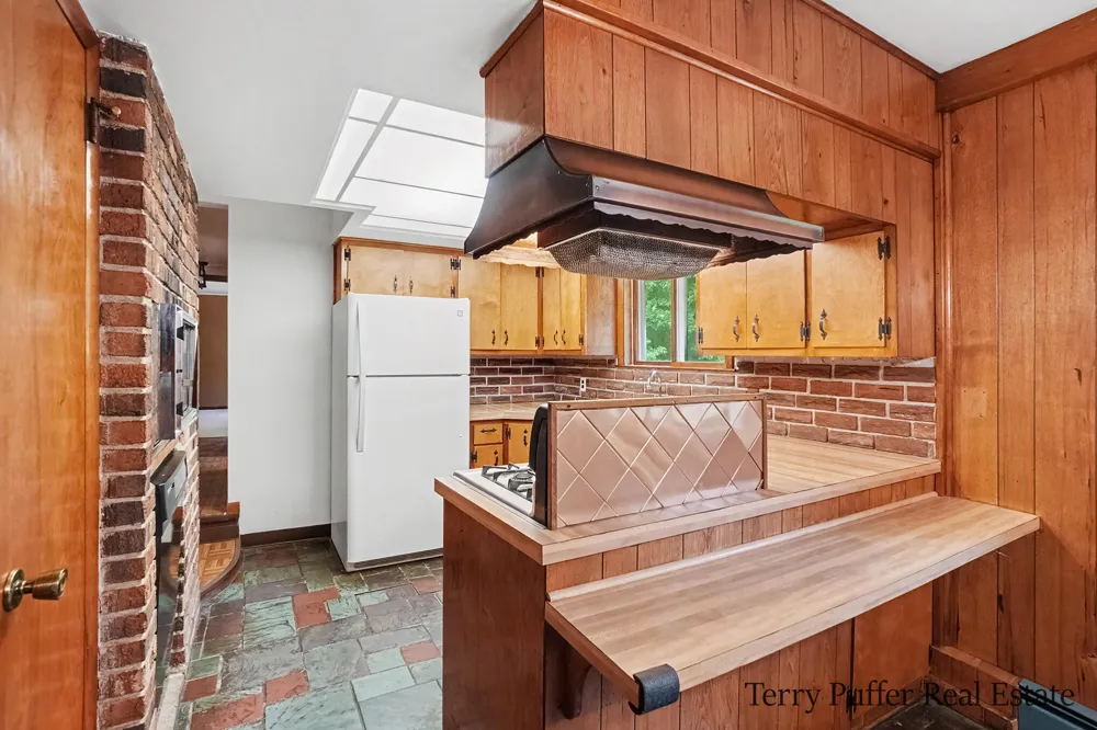 2325 Judson Road Spring Lake, MI 49456