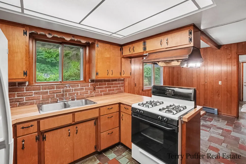 2325 Judson Road Spring Lake, MI 49456