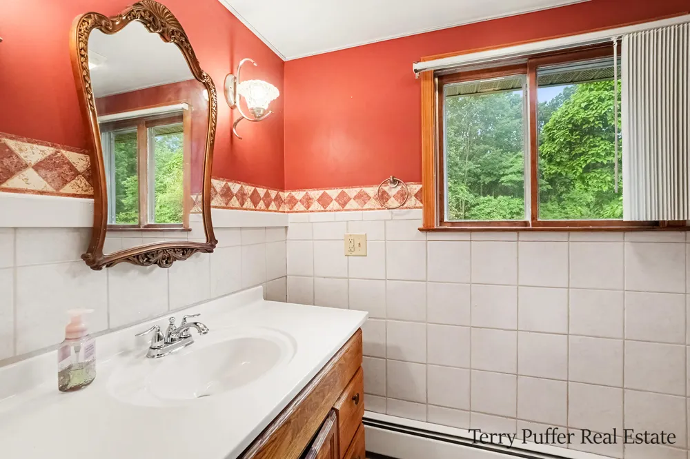 2325 Judson Road Spring Lake, MI 49456