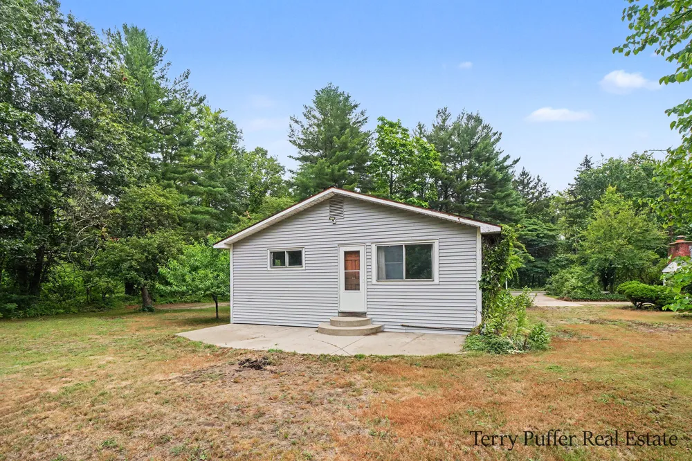 2325 Judson Road Spring Lake, MI 49456