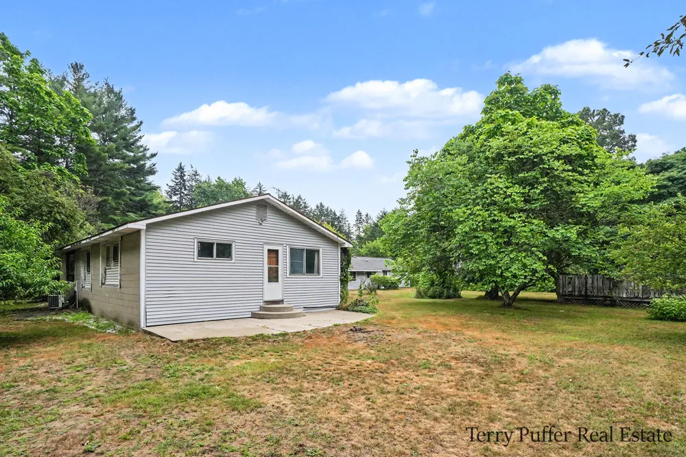 2325 Judson Road Spring Lake, MI 49456