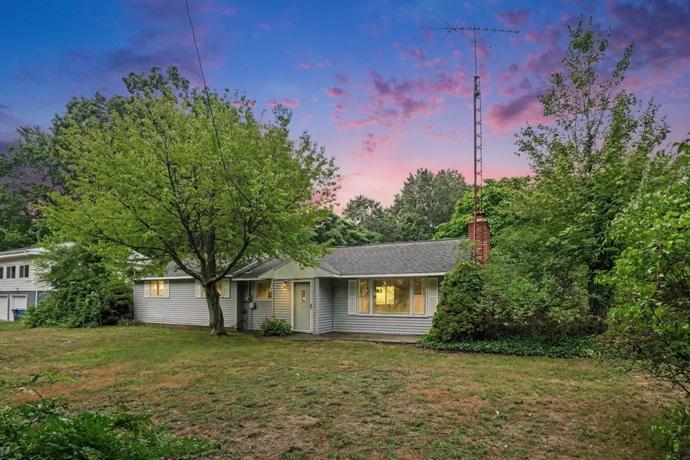 2325 Judson Road Spring Lake, MI 49456