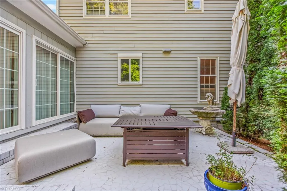 1317 Overland Drive High Point, NC 27262