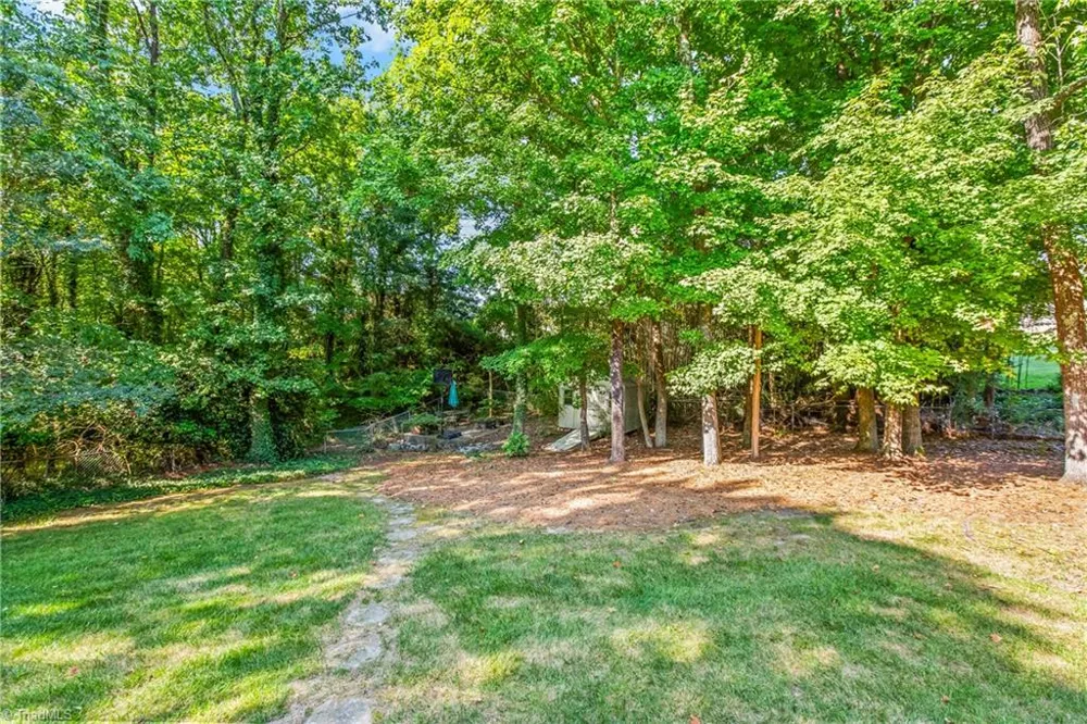 1317 Overland Drive High Point, NC 27262