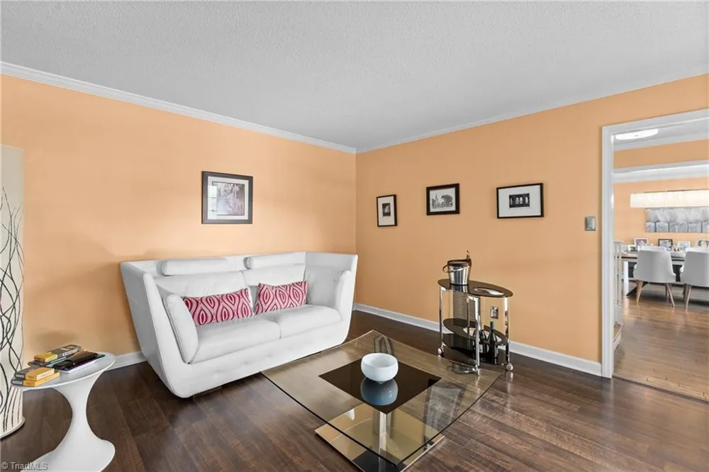 1317 Overland Drive High Point, NC 27262