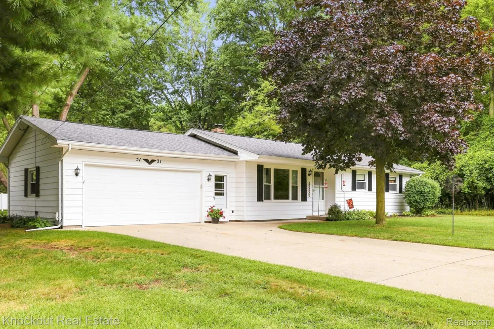 5121 Sheldon Drive Bridgeport Charter Township, MI 48722