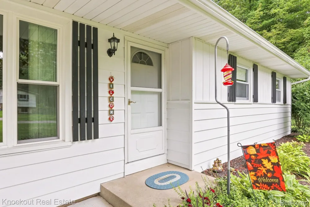 5121 Sheldon Drive Bridgeport Charter Township, MI 48722