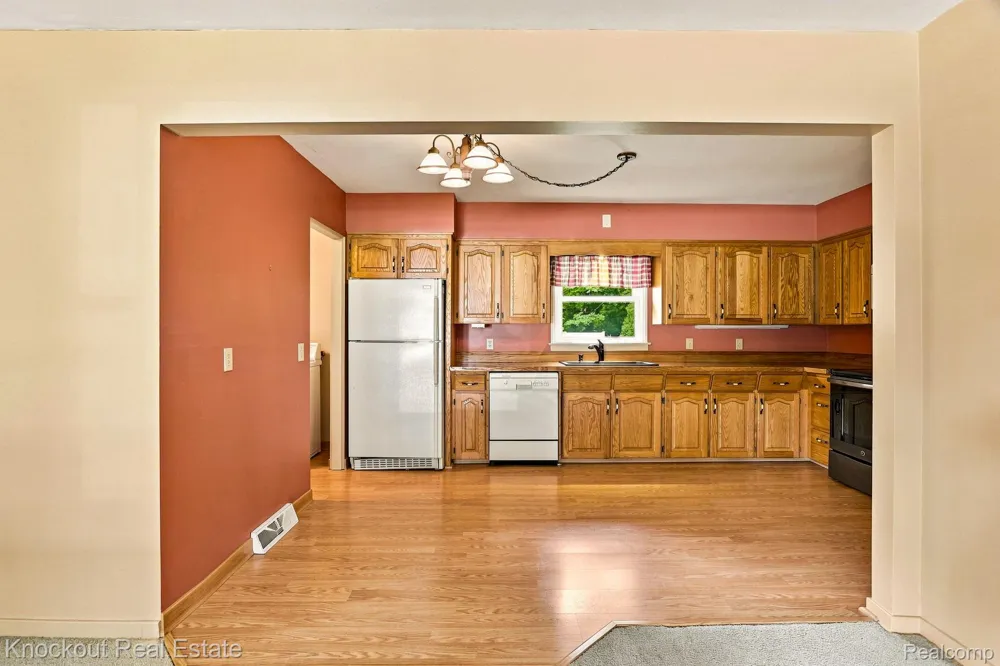 5121 Sheldon Drive Bridgeport Charter Township, MI 48722