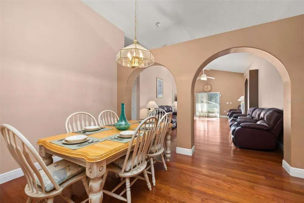 1612 OAK HILL TRAIL Kissimmee, FL 34747