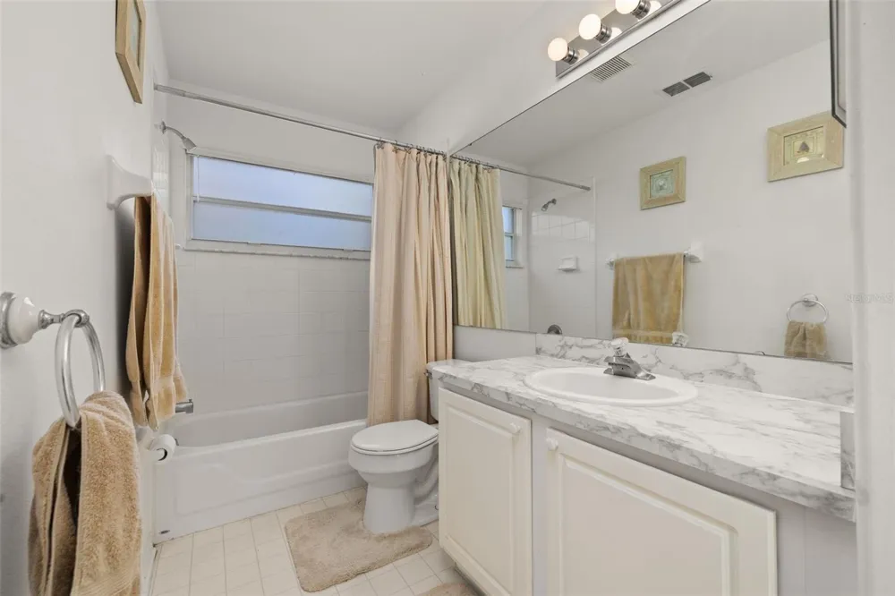 1612 OAK HILL TRAIL Kissimmee, FL 34747