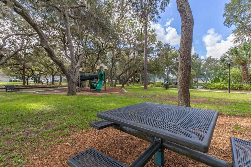 1612 OAK HILL TRAIL Kissimmee, FL 34747