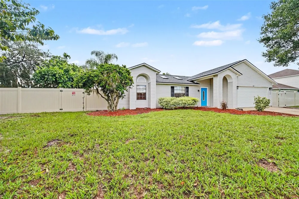 243 HIGHLAND DRIVE Deltona, FL 32738