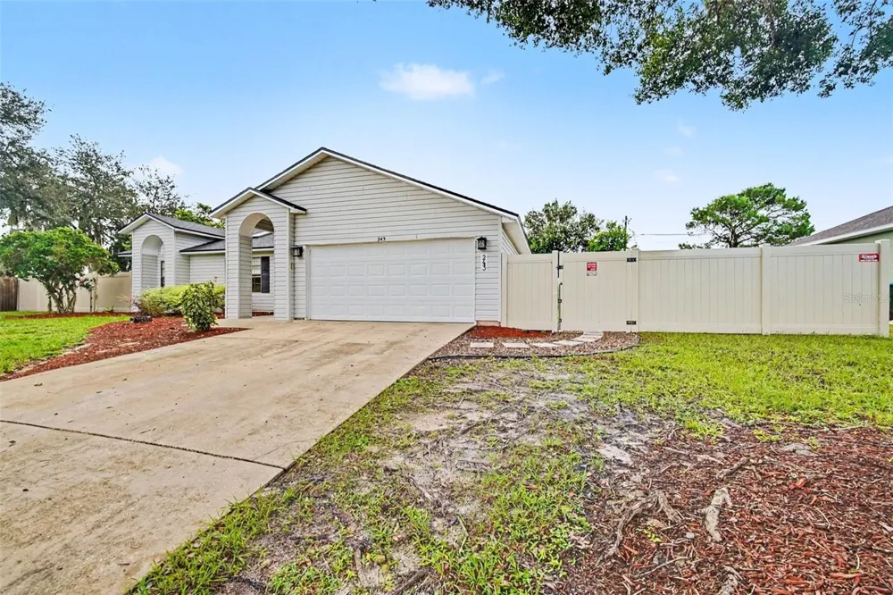 243 HIGHLAND DRIVE Deltona, FL 32738