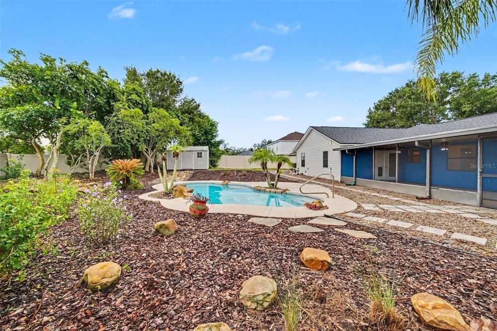 243 HIGHLAND DRIVE Deltona, FL 32738
