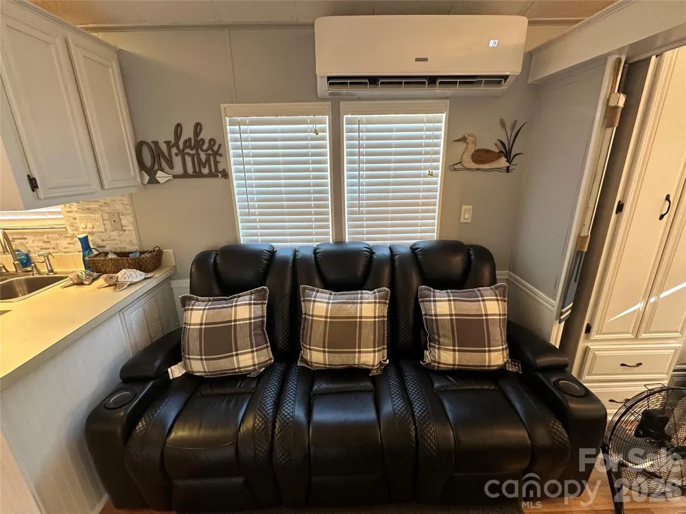 104 Dove Lane New London, NC 28127