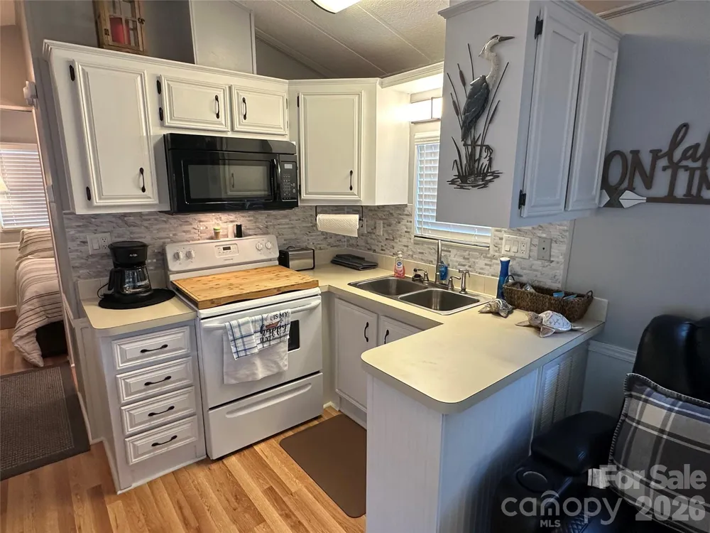 104 Dove Lane New London, NC 28127
