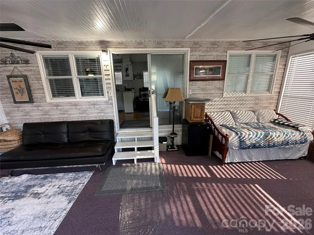 104 Dove Lane New London, NC 28127