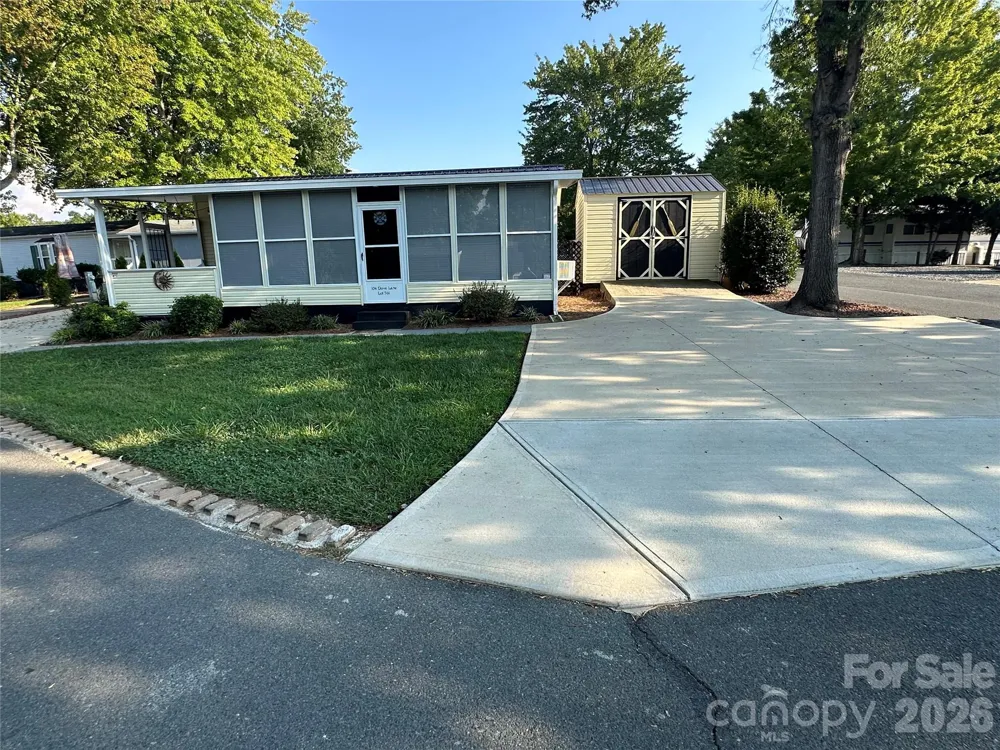 104 Dove Lane New London, NC 28127