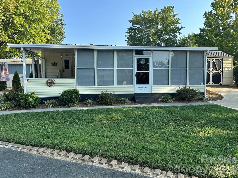 104 Dove Lane New London, NC 28127