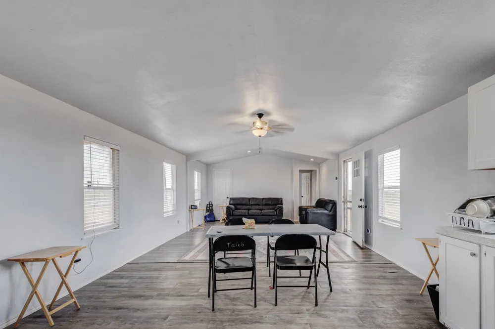 131 Clover Court Hubbard, TX 76648