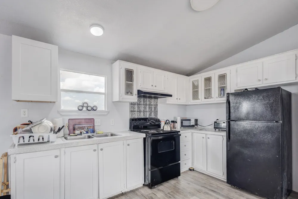 131 Clover Court Hubbard, TX 76648