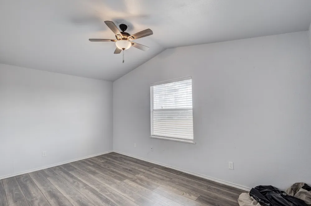131 Clover Court Hubbard, TX 76648