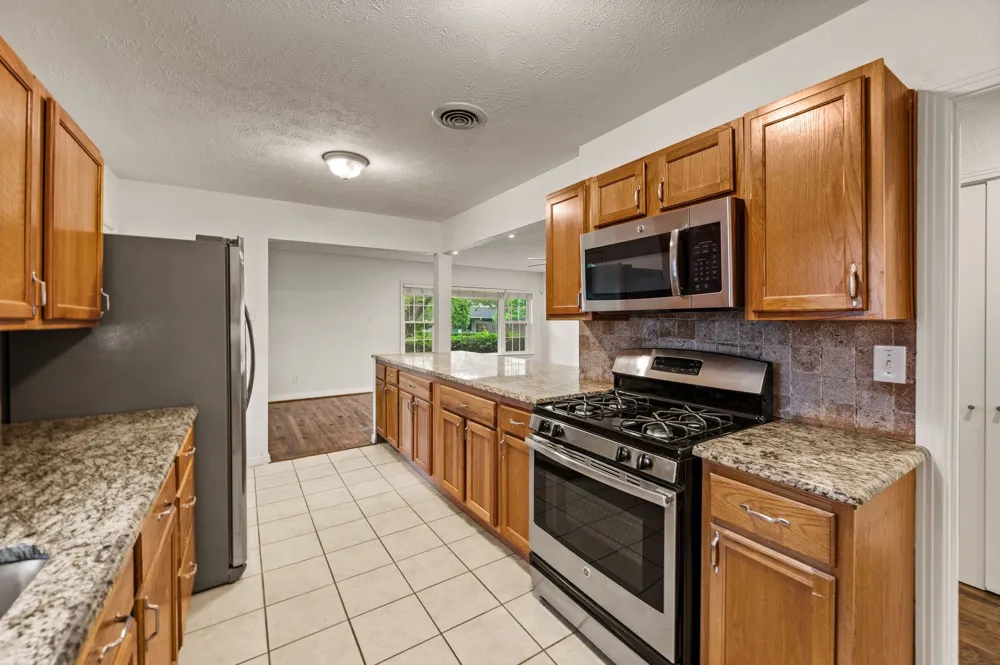 6644 Fisher Road Dallas, TX 75214