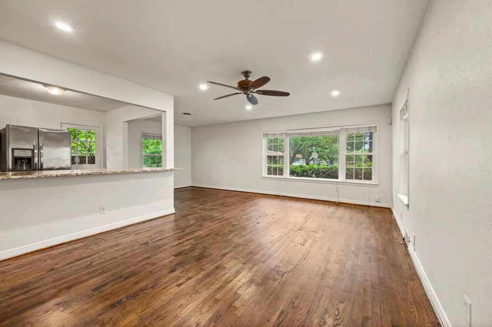 6644 Fisher Road Dallas, TX 75214