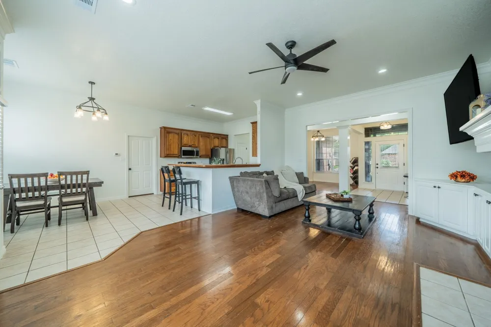 2114 Sagewood Drive Weatherford, TX 76087