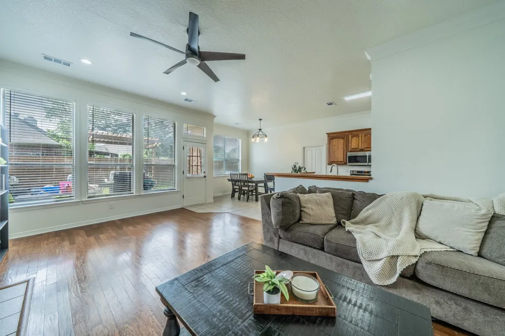 2114 Sagewood Drive Weatherford, TX 76087