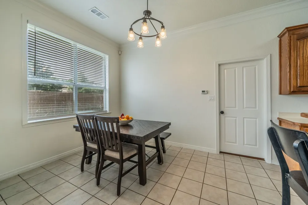 2114 Sagewood Drive Weatherford, TX 76087
