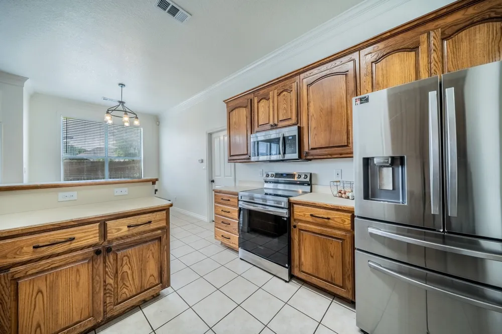 2114 Sagewood Drive Weatherford, TX 76087