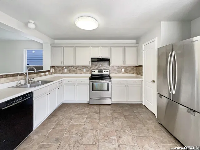 7815 Hedrick Farm San Antonio, TX 78239