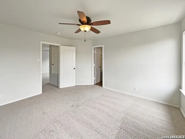 7815 Hedrick Farm San Antonio, TX 78239