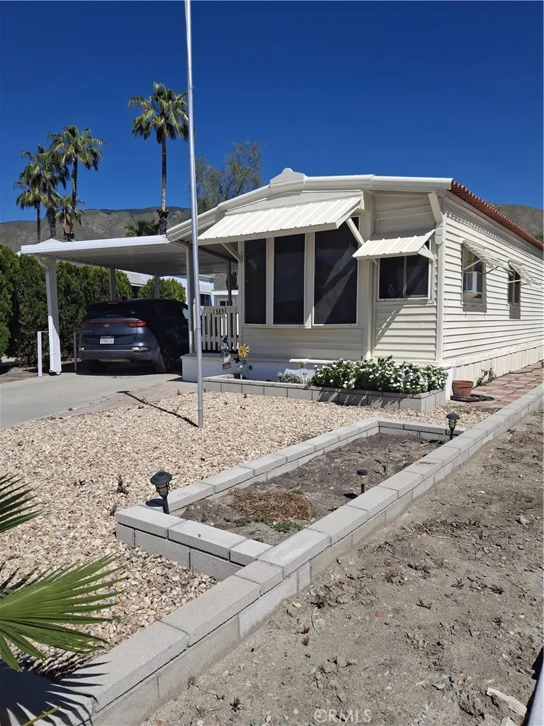 1385 Frontier San Jacinto, CA 92583