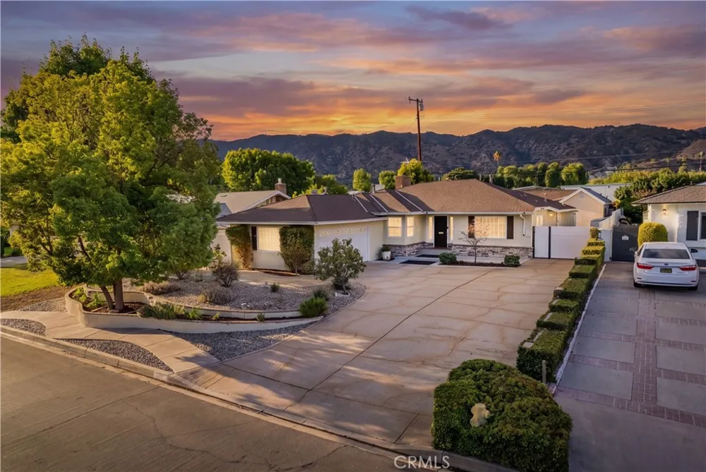 1151 E Comstock Avenue Glendora, CA 91741
