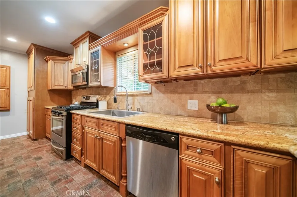 1151 E Comstock Avenue Glendora, CA 91741