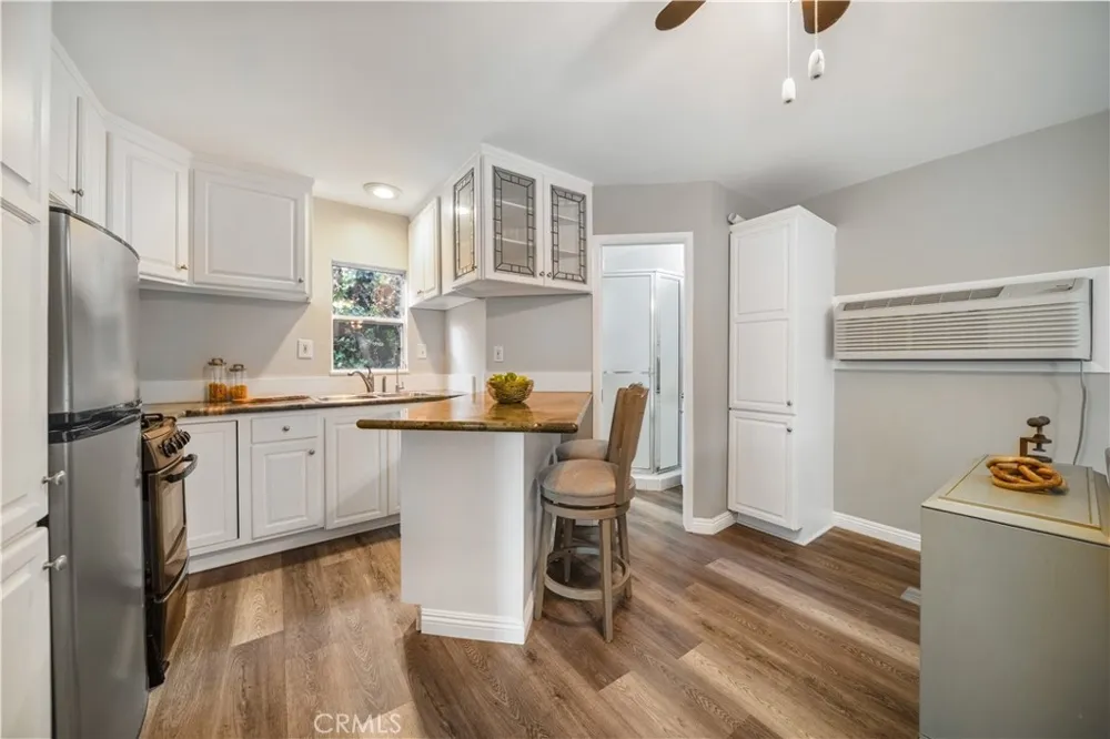 1151 E Comstock Avenue Glendora, CA 91741