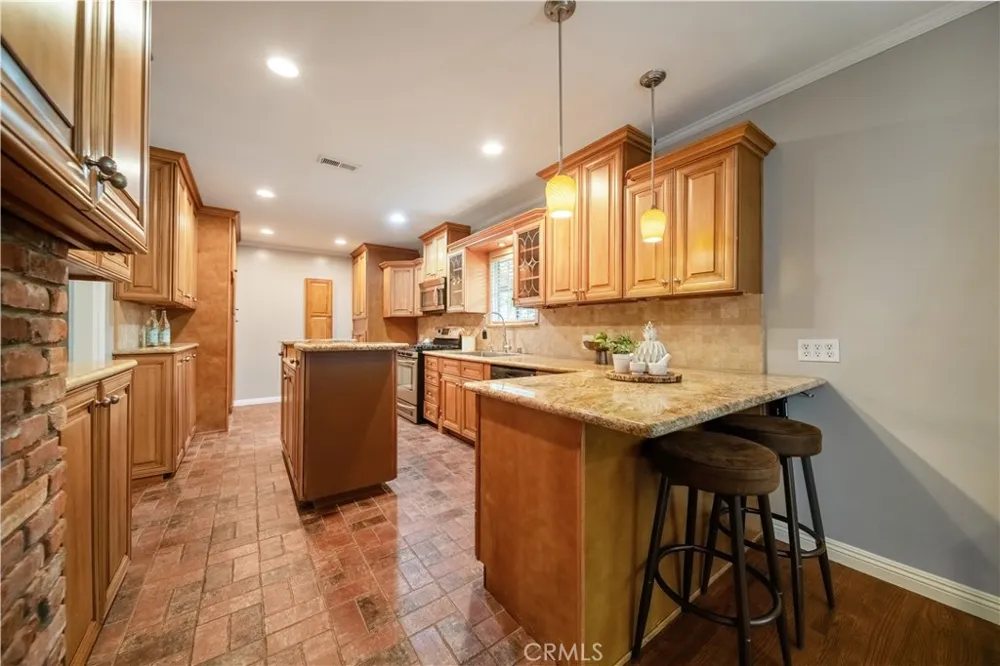 1151 E Comstock Avenue Glendora, CA 91741