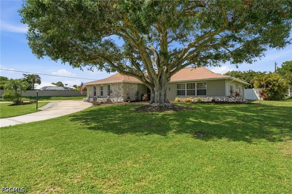Copra Lane Fort Myers, FL 33908