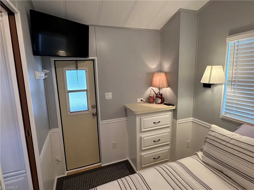 104 Dove Lane New London, NC 28127