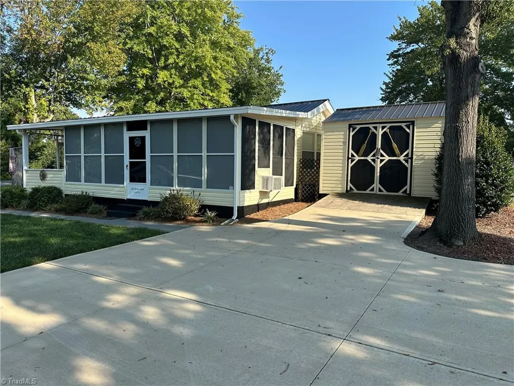 104 Dove Lane New London, NC 28127