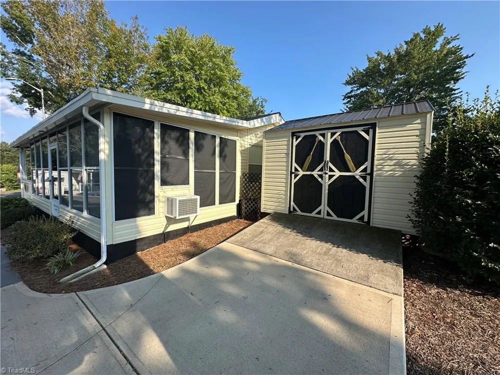 104 Dove Lane New London, NC 28127