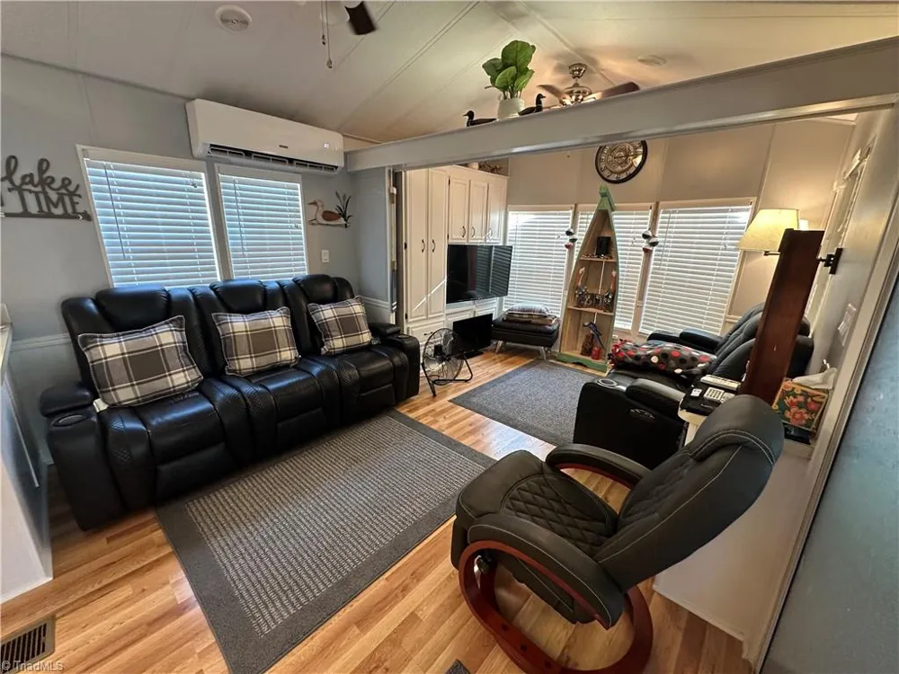 104 Dove Lane New London, NC 28127