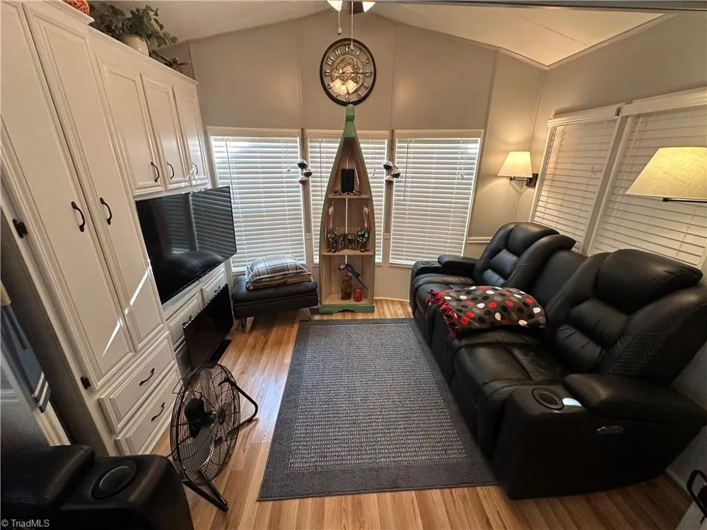 104 Dove Lane New London, NC 28127