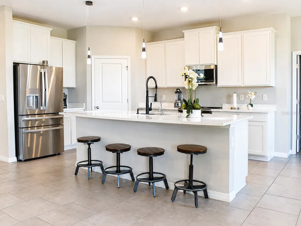 10345 BRIDGEGATE HEIGHTS LOOP San Antonio, FL 33576