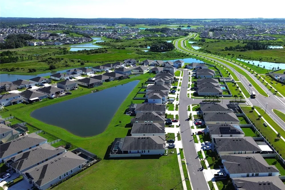 10345 BRIDGEGATE HEIGHTS LOOP San Antonio, FL 33576
