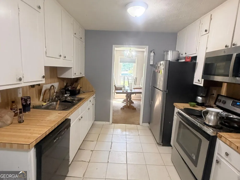 976 Bernice CT Lawrenceville, GA 30045